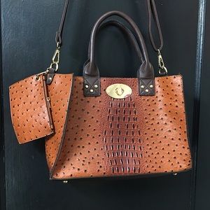 Gorgeous 3-in-1 Purse